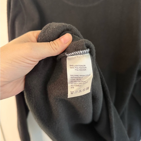 Kavu Black Crew Neck Textured Sweater, Size S - Picture 8 of 8